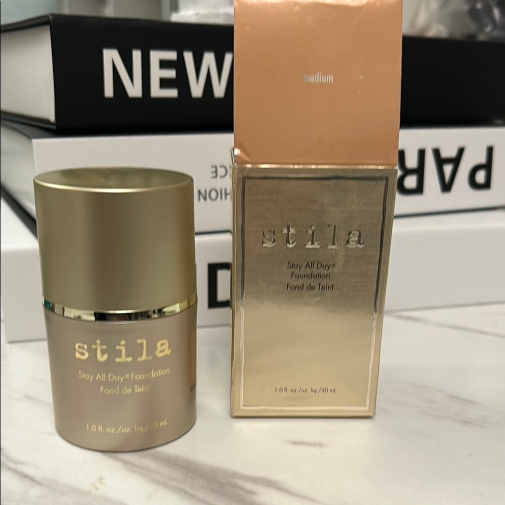 Brand New Stila Stay All Day Foundation - Medium